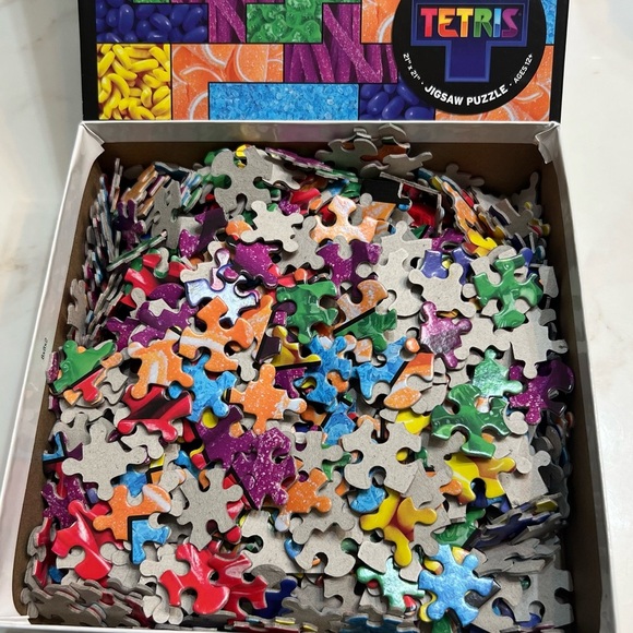Tetris 750-Piece Puzzle - Picture 2 of 3